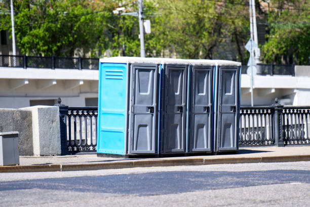 Best Portable restroom trailer rental  in Bennettsville, SC